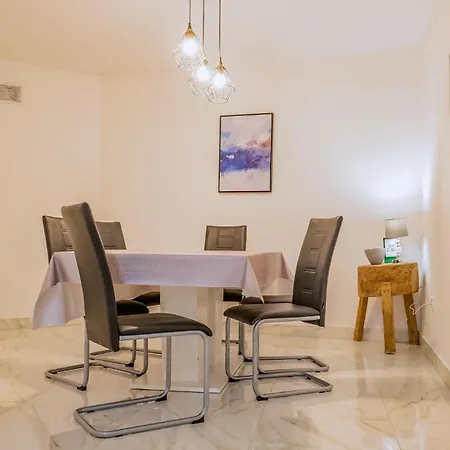 3 Bedroom Lovely In * Sibenik