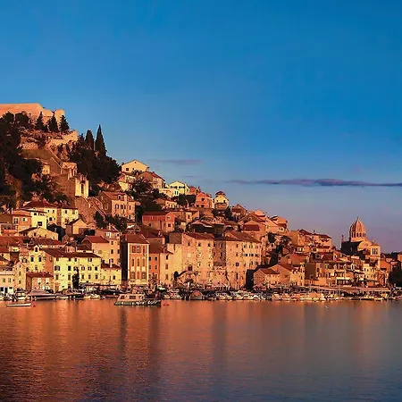 Holiday home 3 Bedroom Lovely In Sibenik